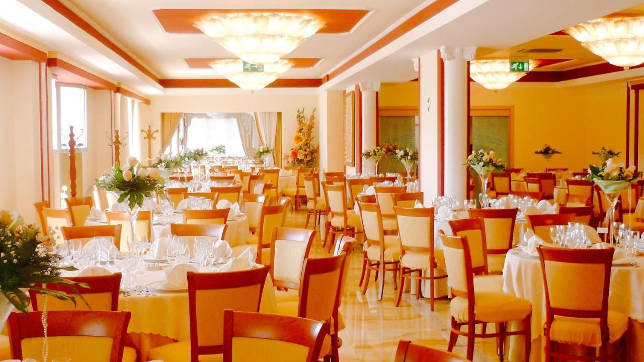 Paradiso Hotel Ristorante Riaci Capo Exterior photo